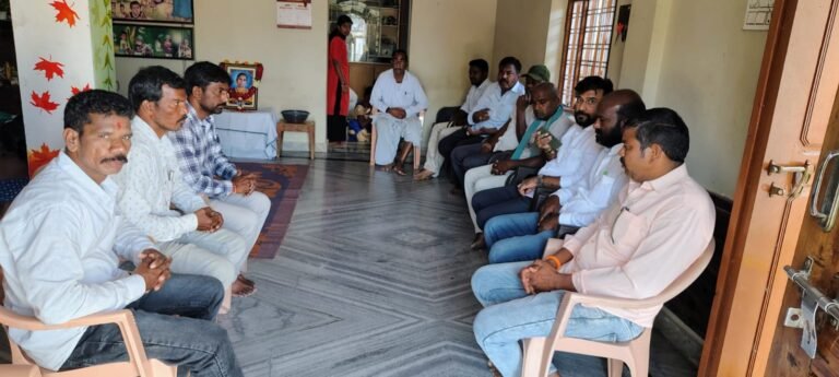 తోట చిన్నయ్యను పరామర్శించిన మల్లికార్జున్ రెడ్డి