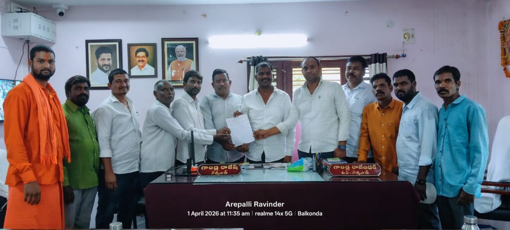 పర్మిషన్లు లేకుండా చేపట్టిన అక్రమ నిర్మాణాలను అడ్డుకోండి