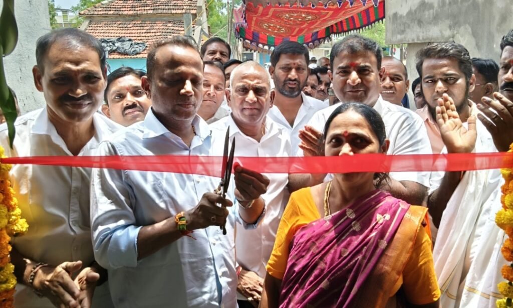 బాల్కొండ సెగ్మెంట్లో అట్టహాసంగా ఇందిరమ్మ గృహప్రవేశాలు