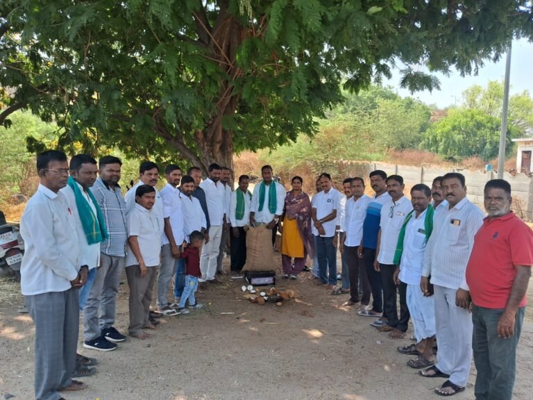 బాల్కొండ లో వరి కొనుగోలు కేంద్రం ప్రారంభం