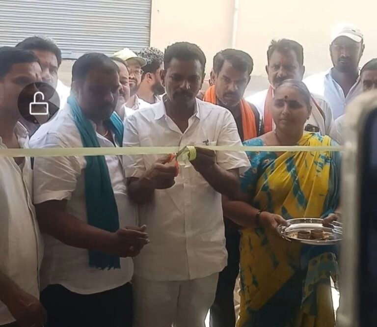 అమ్మ నాన్న ఫౌండేషన్ ఆధ్వర్యంలో “స్టీల్ బ్యాంక్” ఏర్పాటు చేసిన నందిపేట్ సర్పంచ్ సిలిండర్ లింగం…