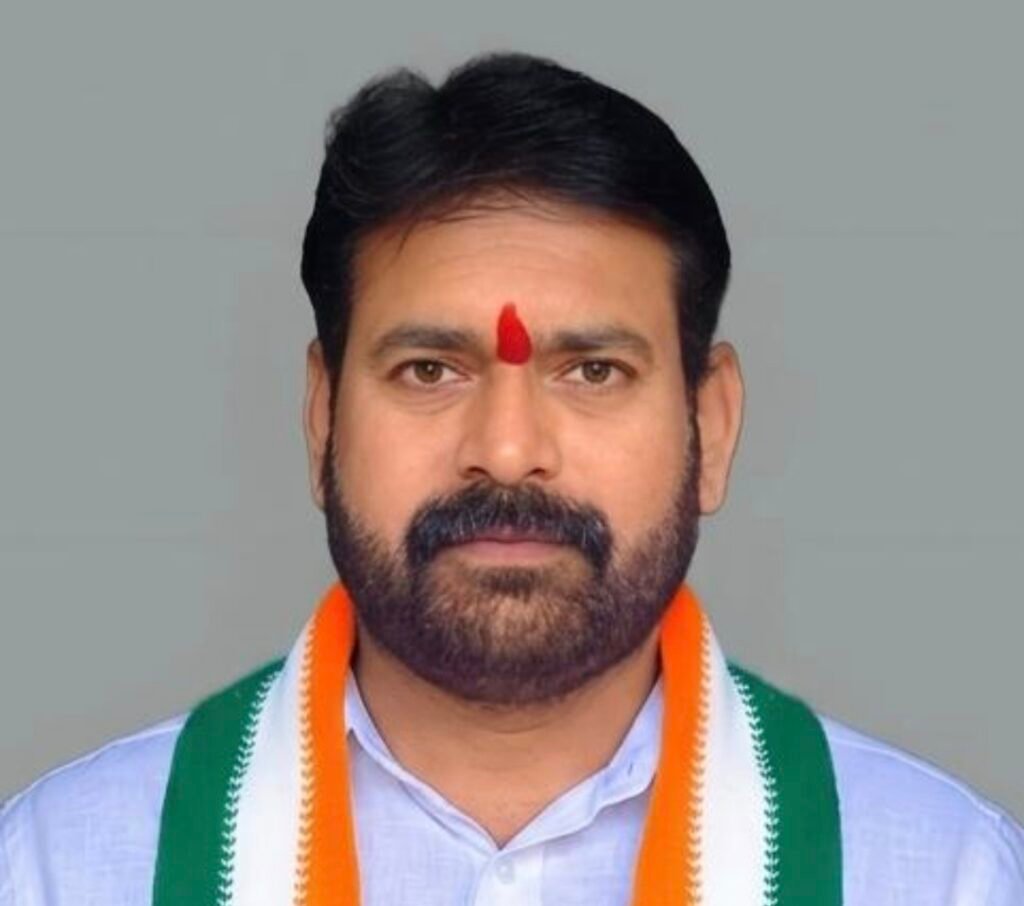 తెలంగాణ ఆవిర్భావ దినోత్సవ శుభాకాంక్షలు తెలిపిన బీసీ సెల్ అధ్యక్షులు ధోండి రమణ…