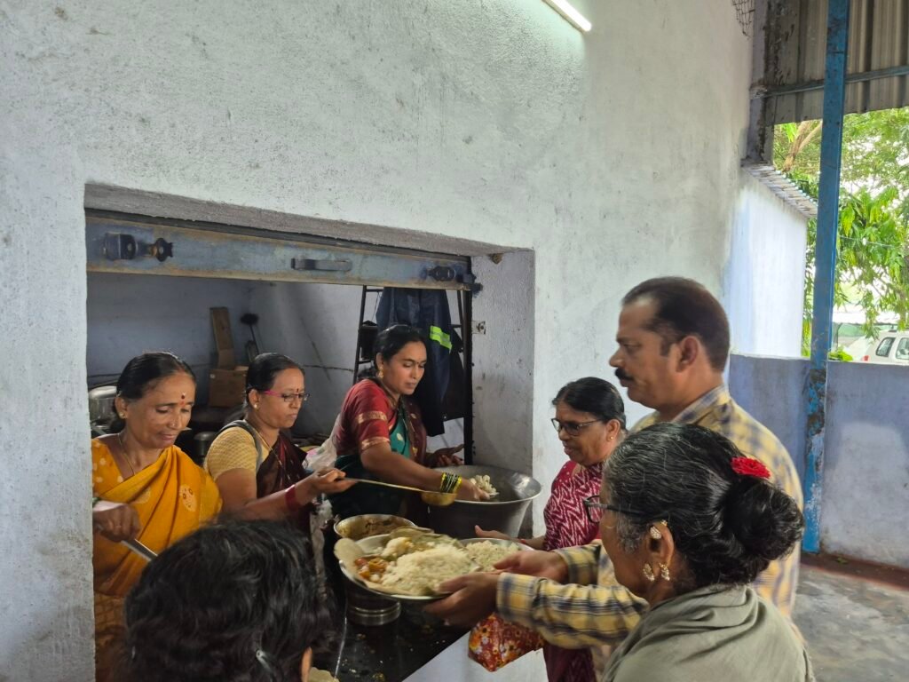 గురు పౌర్ణమి సందర్భంగా అన్నదానం…