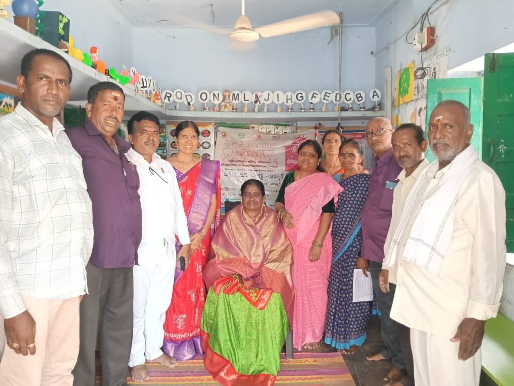 ఆర్మూర్ మున్సిపల్ పరిధిలోని 31 వ వార్డు బీఎల్వో నర్మద సేవలు స్ఫూర్తిదాయకం…