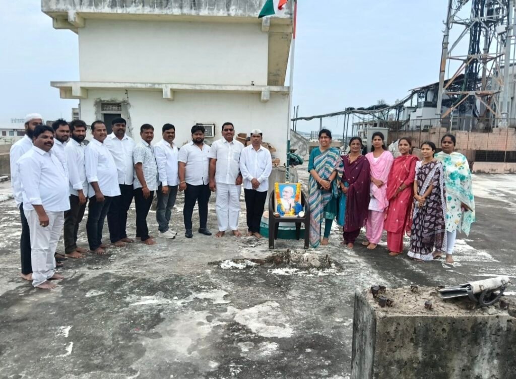 నిజామాబాద్ రిజిస్ట్రేషన్ కార్యాలయంలో 80 వ స్వాతంత్ర దినోత్సవ వేడుకలు…