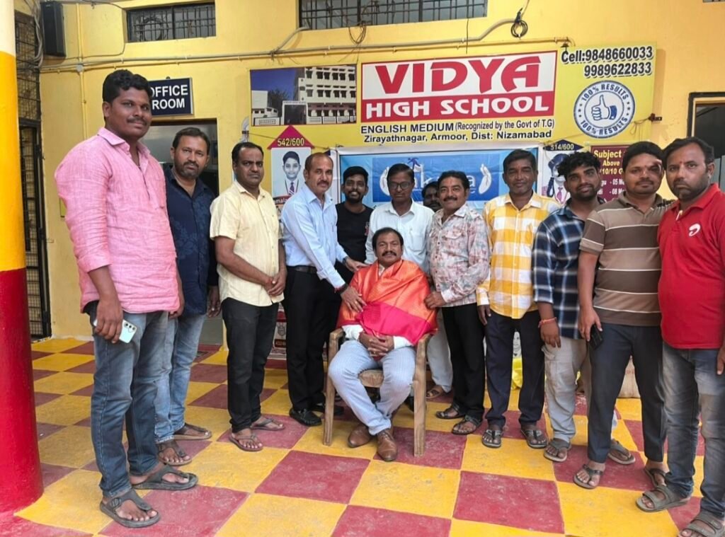 వివిధ రంగాల్లో రాణిస్తున్న రక్షా స్వచ్ఛంద సేవా సంస్థ గౌరవ సభ్యులకు ఘన సన్మానం…